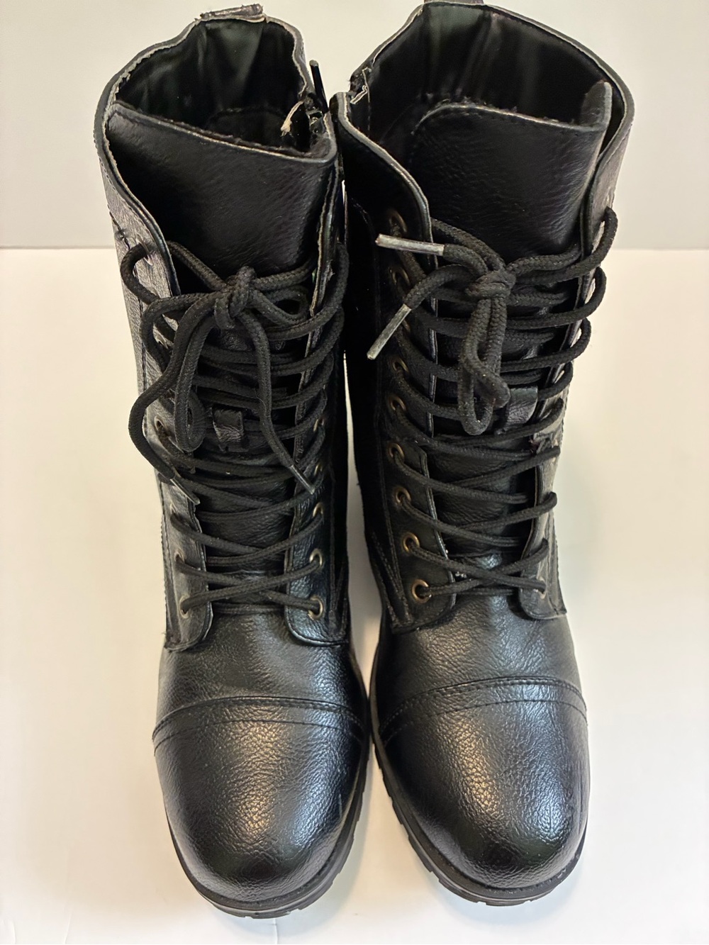BAMBOO Black Lace-Up Combat Moto Boots, military style boots, grunge.